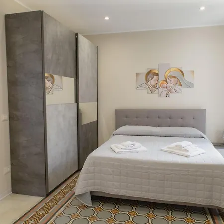 A Casa Di Giovi * Monreale