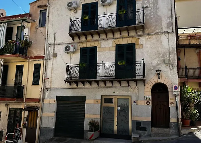 A Casa Di Giovi Apartment Monreale